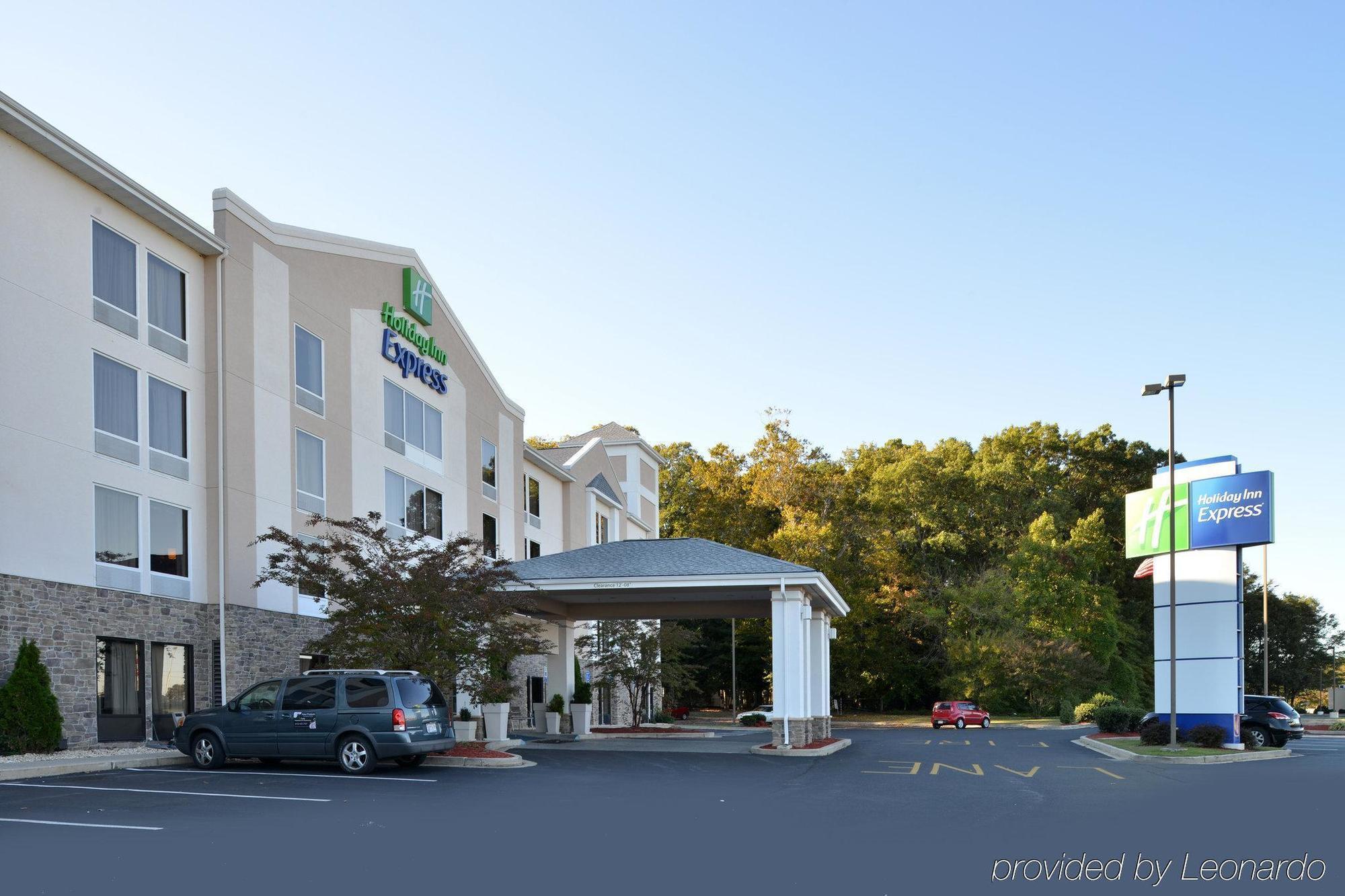 Holiday Inn Express Seaford-Route 13 Exterior photo