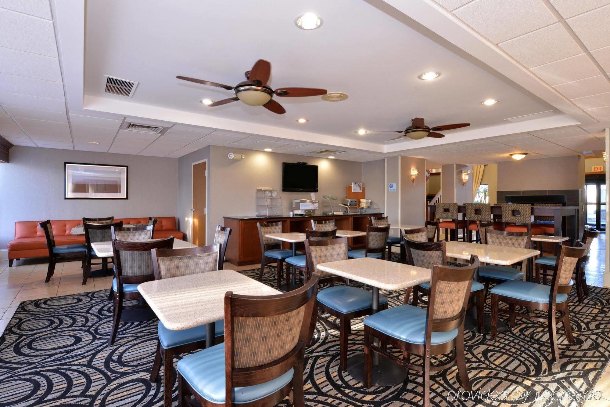 Holiday Inn Express Seaford-Route 13 Exterior photo